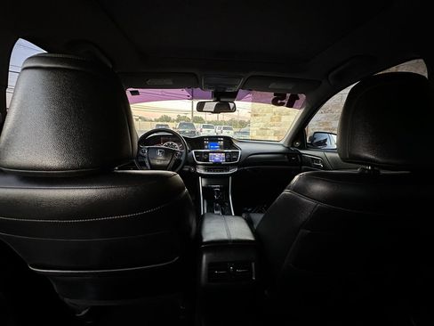 Used 2015 Honda Accord EX-L image 7