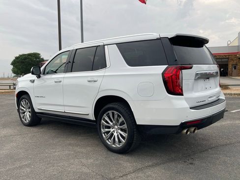 Used 2023 GMC Yukon Denali image 7