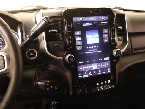 Used 2025 RAM 2500 Big Horn AWD/4WD image 5