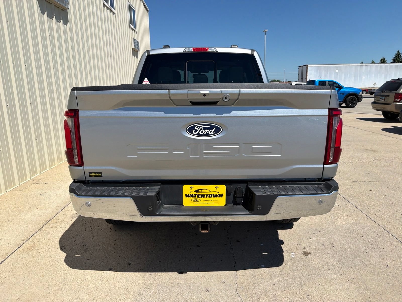 Used 2025 Ford F150 Lariat w/ Equipment Group 501A Mid AWD/4WD image 6