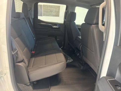 New 2026 GMC Sierra 1500 SLE w/ X31 Off-Road Package AWD/4WD image 26