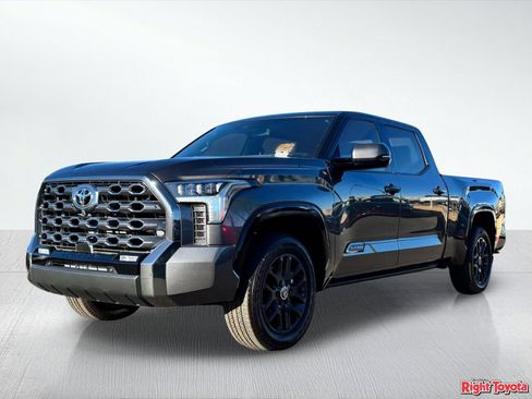 Used 2024 Toyota Tundra Platinum AWD/4WD image 2