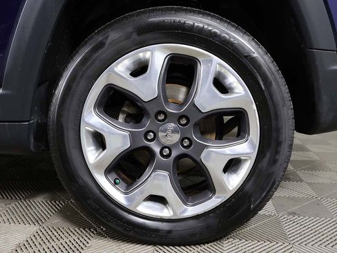 Used 2018 Jeep Compass Limited w/ Navigation Group image 16