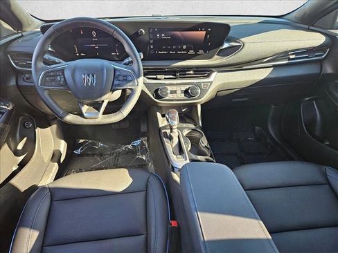 Certified 2024 Buick Envista Sport Touring w/ Convenience I Package image 16