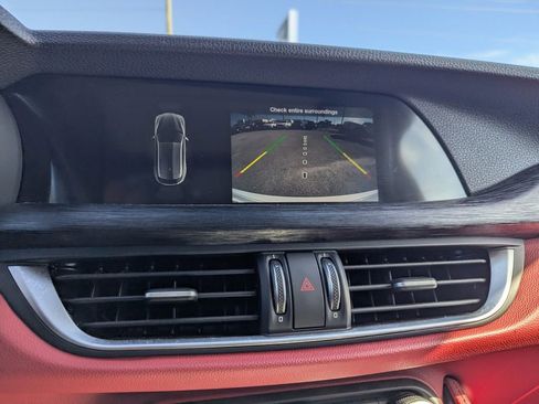 Used 2021 Alfa Romeo Stelvio Sprint w/ Nero Edizione image 31