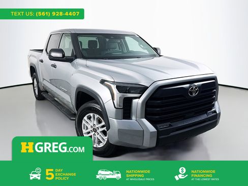 Used 2022 Toyota Tundra SR5 RWD image 1