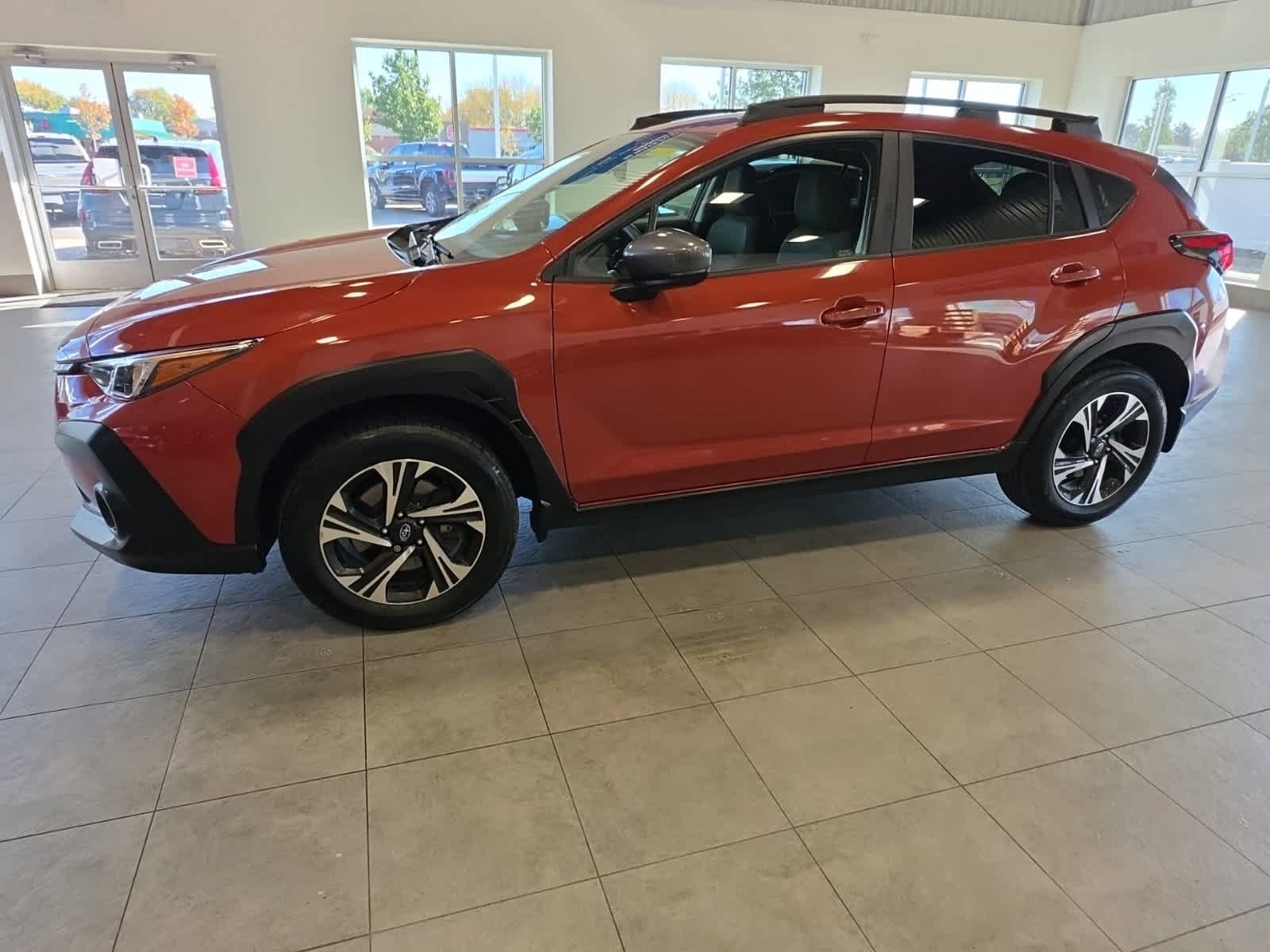 Used 2024 Subaru Crosstrek 2.0i Premium AWD/4WD image 12