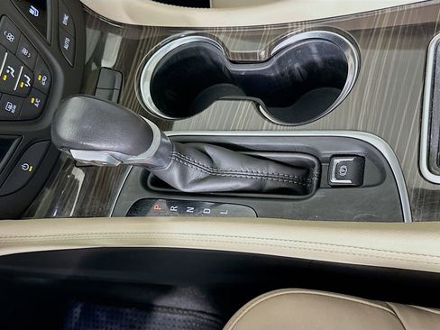 Used 2019 Buick Envision Premium w/ Driver Confidence Package AWD/4WD image 16