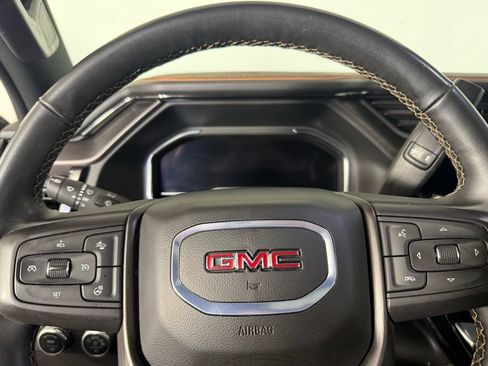 Used 2024 GMC Sierra 2500 AT4 w/ AT4 Premium Plus Package AWD/4WD image 27