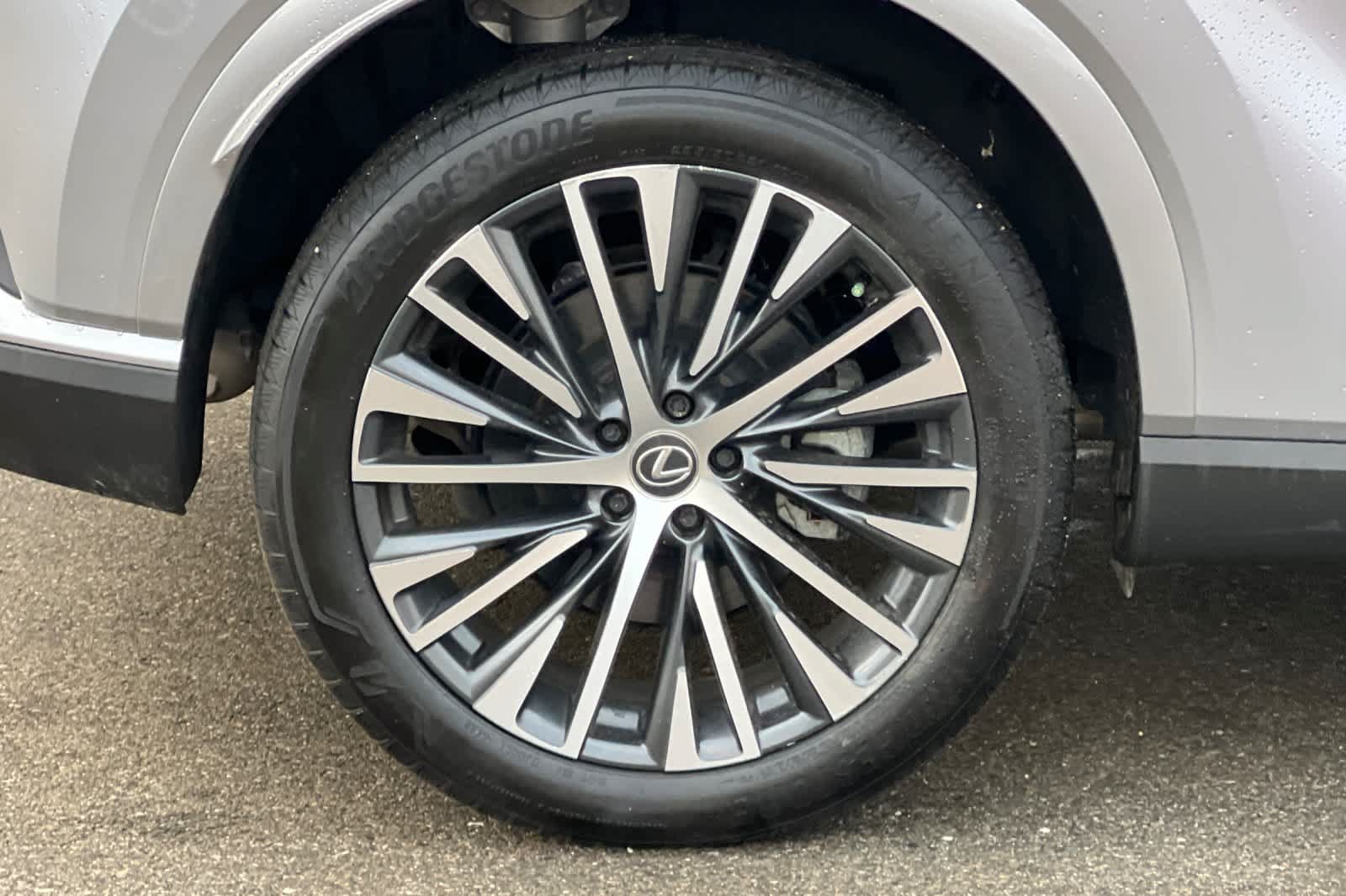 Used 2024 Lexus RX 350 Premium Plus w/ Cold Area Package FWD image 20