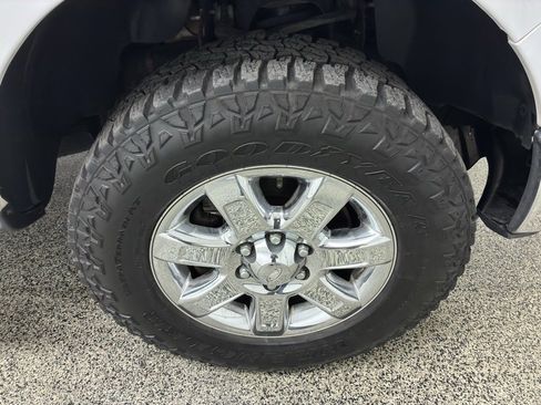 Used 2013 Ford F150 XLT w/ XLT Chrome Pkg image 14