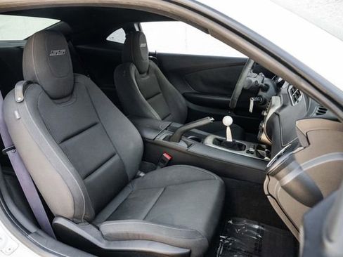 Used 2015 Chevrolet Camaro SS w/ SS Performance Package image 68