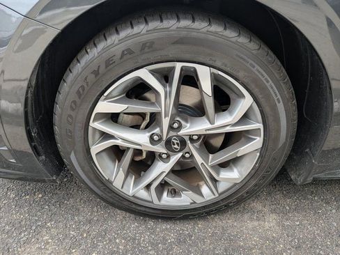 Used 2022 Hyundai Sonata SEL w/ Winter Weather Package image 25