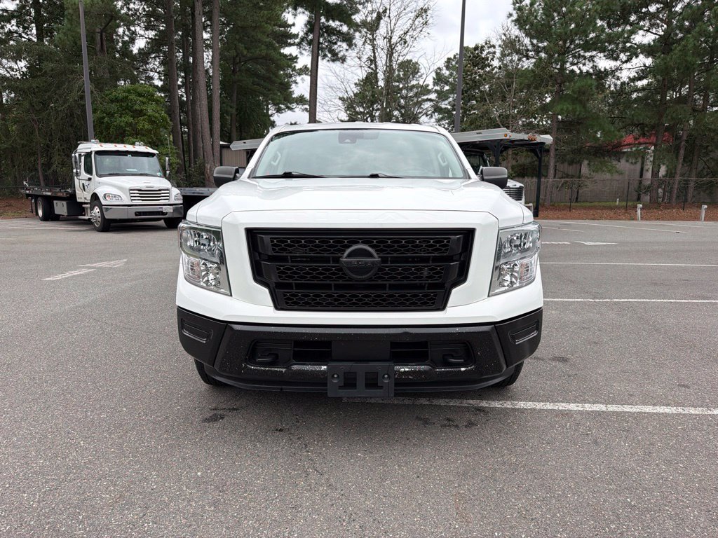 Certified 2023 Nissan Titan SV AWD/4WD image 3