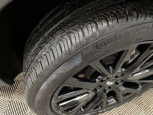 Certified 2023 Cadillac XT4 Sport w/ LPO, Onyx Lite Package image 49