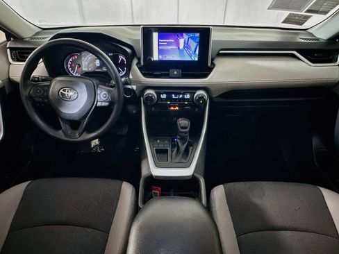 Used 2023 Toyota RAV4 XLE FWD image 27