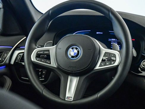 Certified 2023 BMW 530e w/ M Sport Package image 13