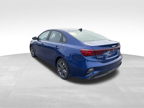 Certified 2023 Kia Forte LXS image 9