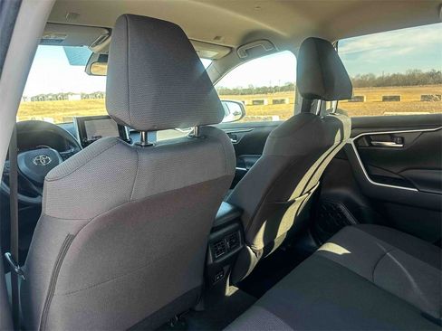 Certified 2024 Toyota RAV4 XLE image 17