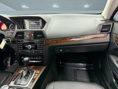 Used 2010 Mercedes-Benz E 350 Coupe image 27