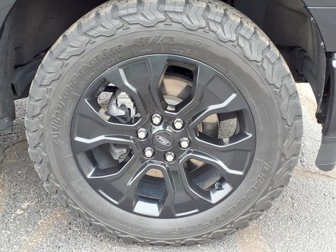 Certified 2023 Ford F150 Platinum w/ Equipment Group 701A High AWD/4WD image 19
