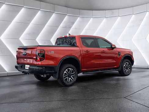 Used 2024 Ford Ranger Lariat w/ FX4 Off-Road Package image 4