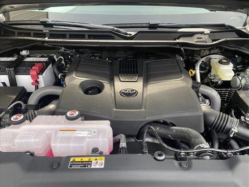 New 2025 Toyota Tundra SR5 AWD/4WD image 17