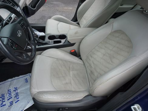 Used 2017 Hyundai Sonata Sport w/ Value Edition Package 02 FWD image 21