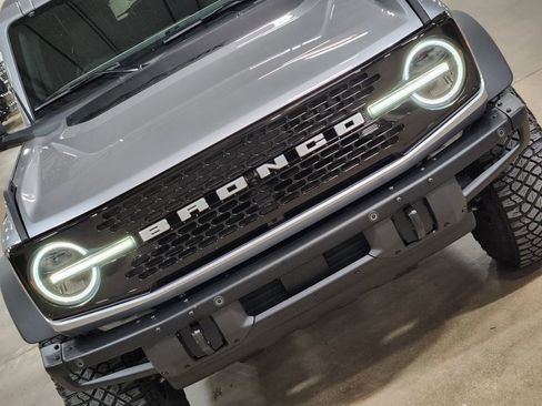 Used 2024 Ford Bronco Wildtrak AWD/4WD image 19