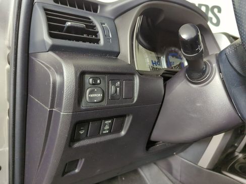 Used 2015 Toyota 4Runner SR5 image 26