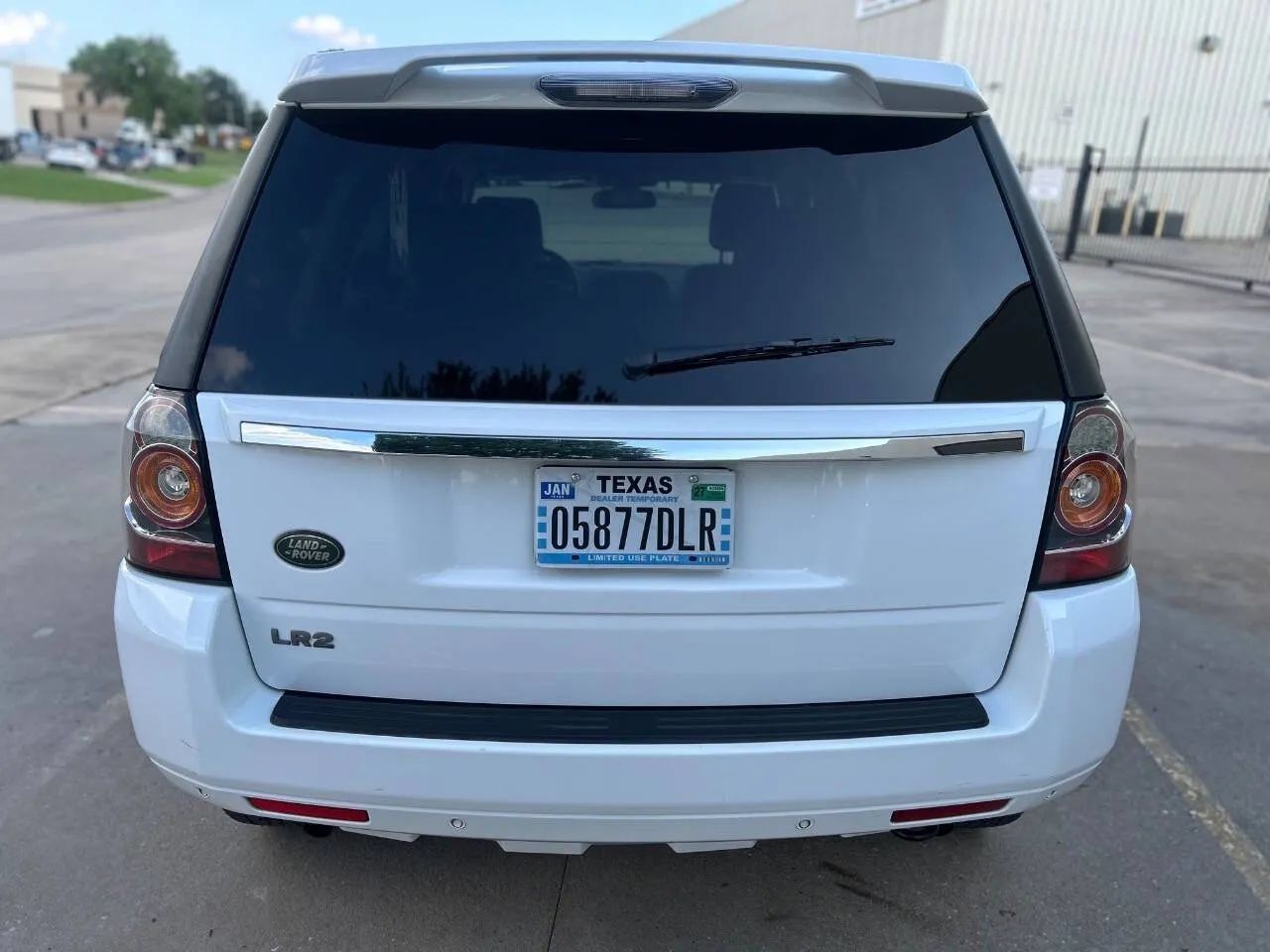 Used 2014 Land Rover LR2 AWD/4WD image 7