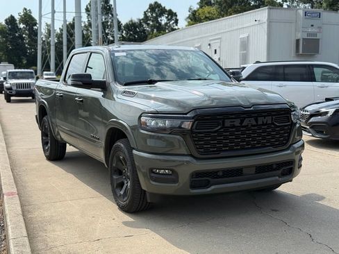 Used 2026 RAM 1500 Big Horn AWD/4WD image 4