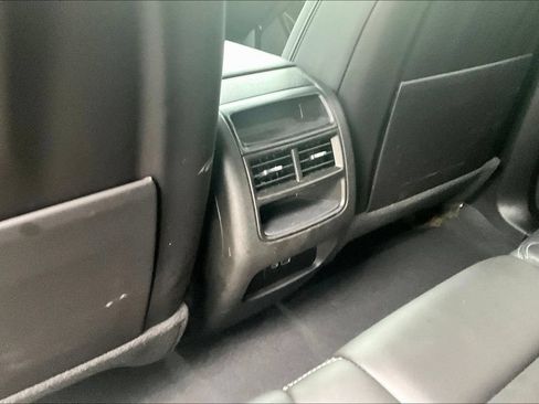 Used 2024 Cadillac XT5 Premium Luxury AWD/4WD image 10