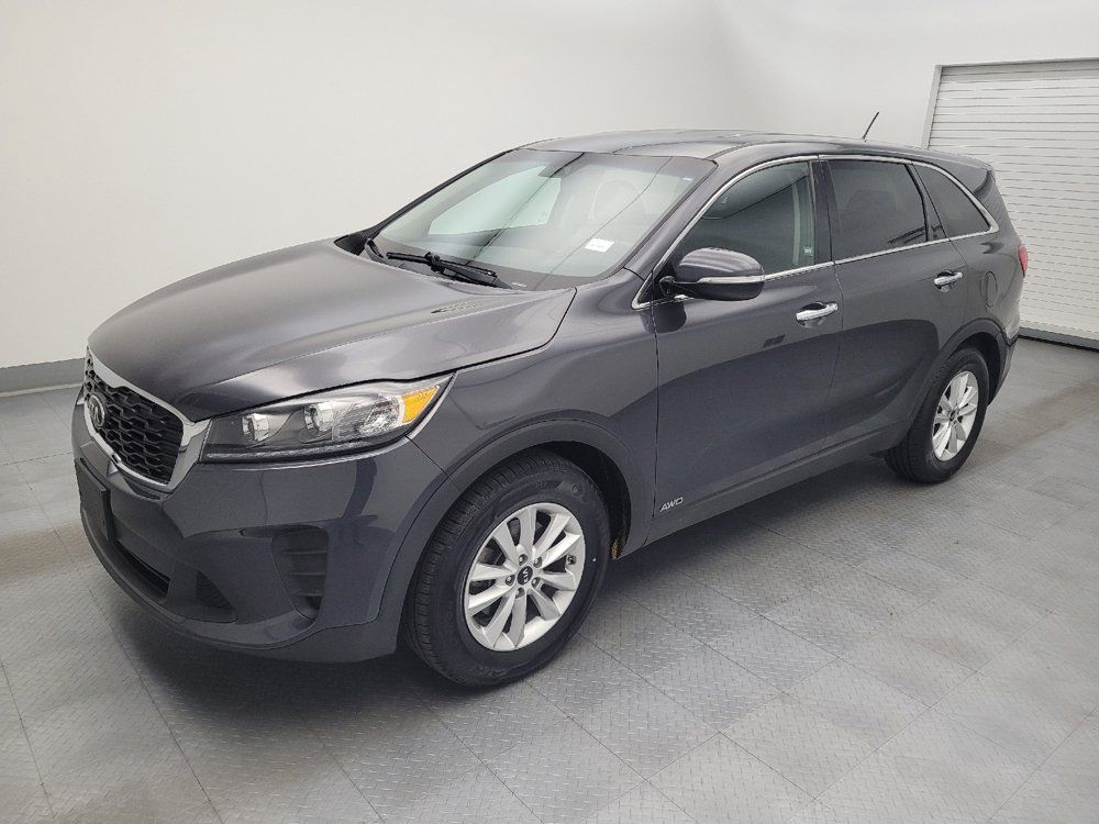 Used 2019 Kia Sorento AWD V6 image 2