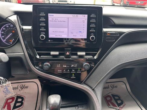 Used 2023 Toyota Camry SE FWD image 12