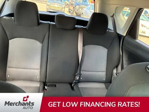 Used 2023 Kia Soul LX w/ LX Technology Package FWD image 9
