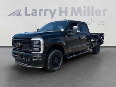 New 2025 Ford F350 XLT w/ Black Appearance Package