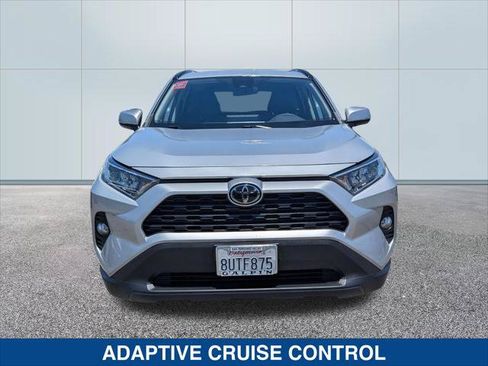 Used 2021 Toyota RAV4 XLE AWD/4WD image 8