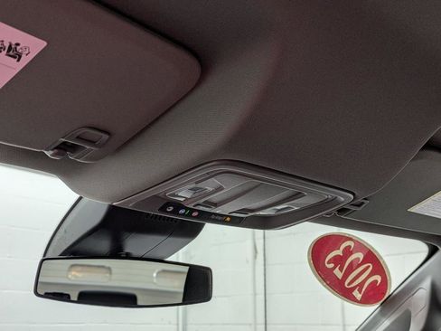 Used 2023 Chevrolet Silverado 1500 Custom image 20