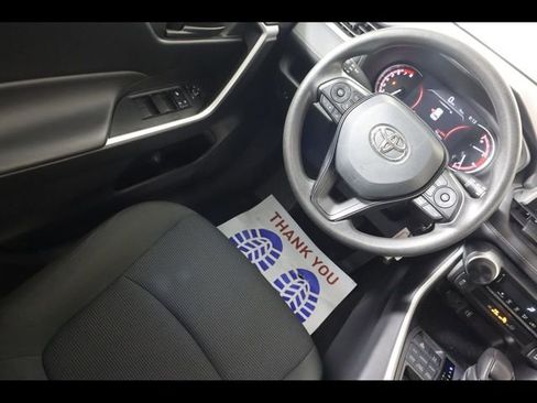 Used 2024 Toyota RAV4 LE image 21