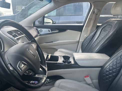 Used 2017 Lincoln MKX Black Label w/ Driver Assistance Package image 29