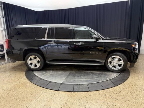 Used 2016 Chevrolet Suburban LTZ image 10