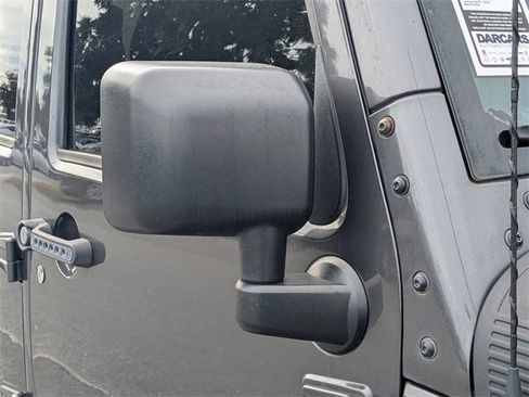 Used 2017 Jeep Wrangler Unlimited Sport image 11