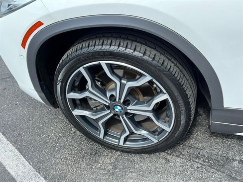 Used 2018 BMW X2 xDrive28i w/ M SportX Package image 13