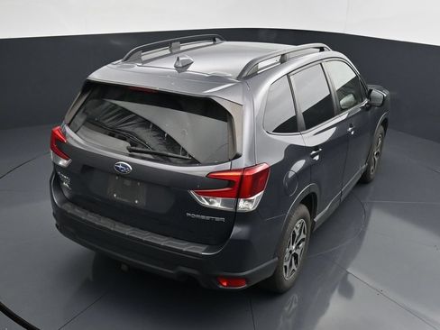 Used 2020 Subaru Forester Premium AWD/4WD image 15