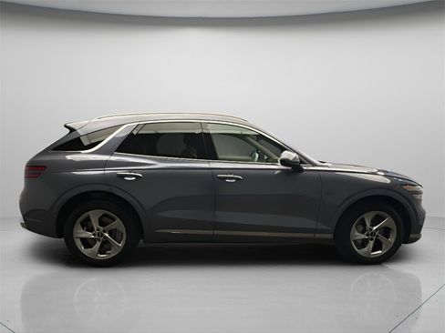 Certified 2026 Genesis GV70 2.5T Advanced image 8