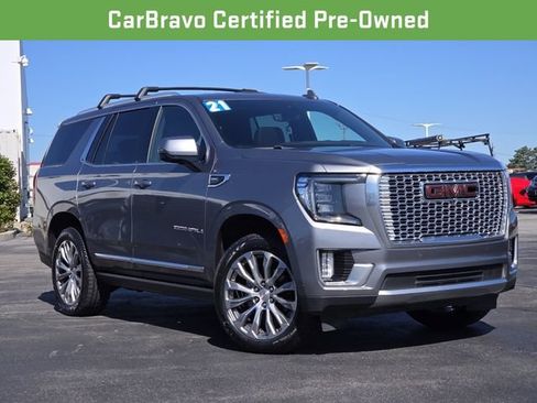 Used 2021 GMC Yukon Denali w/ Denali Premium Package AWD/4WD image 2