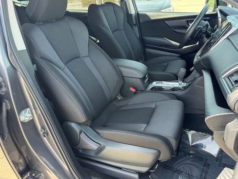 Used 2025 Subaru Ascent Premium AWD/4WD image 9