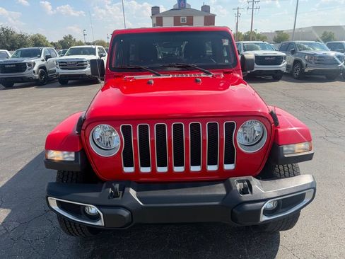 Used 2020 Jeep Wrangler Unlimited Sahara AWD/4WD image 14