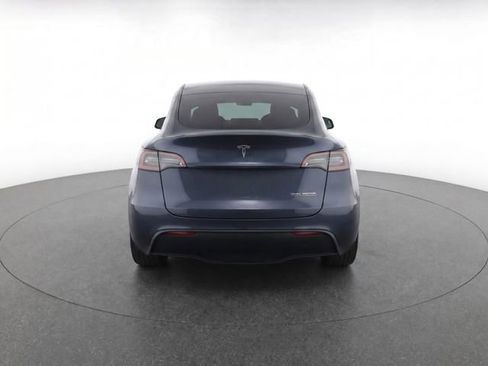 Used 2022 Tesla Model Y Performance AWD/4WD image 7